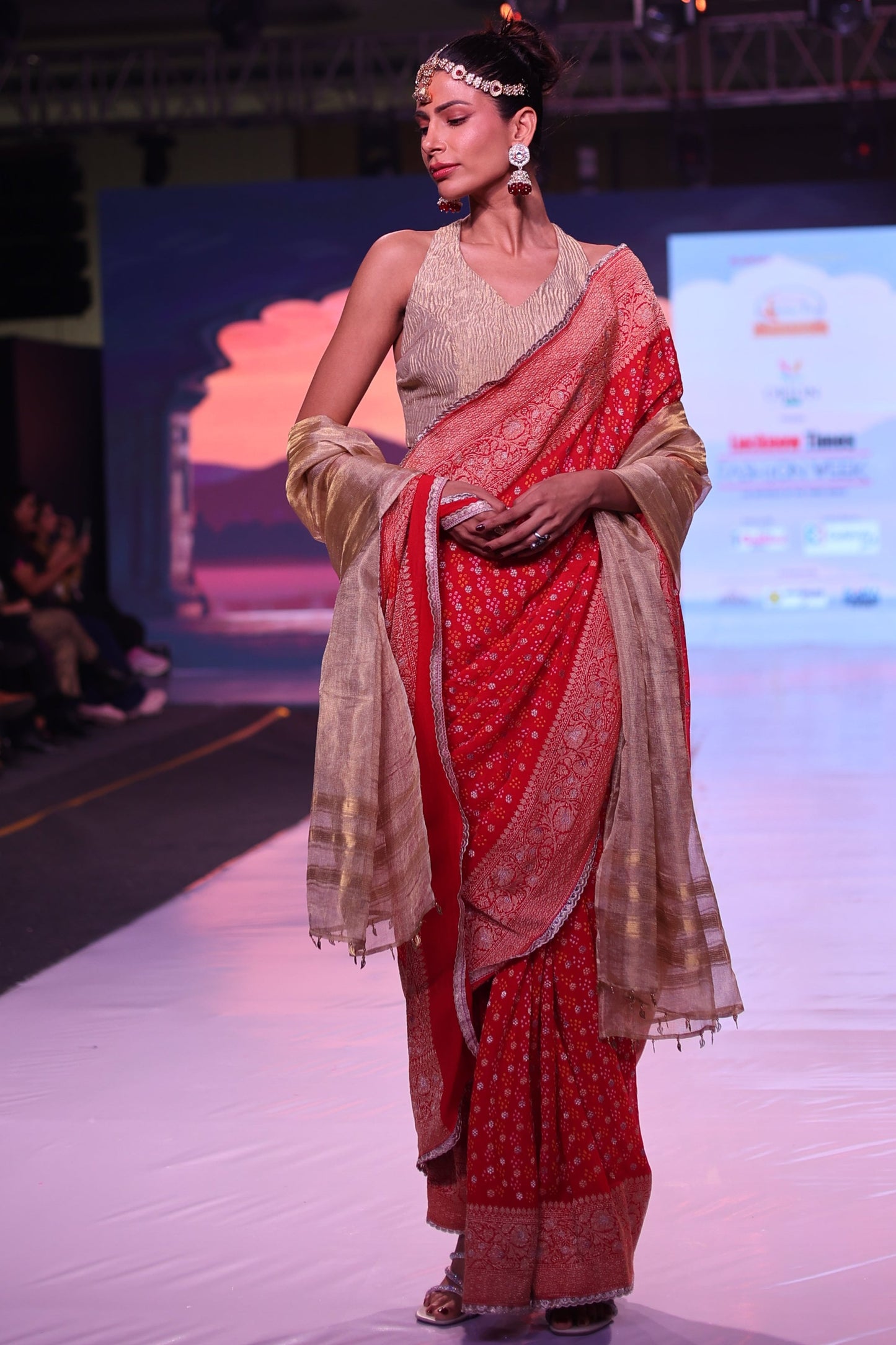 Pure Bandhani Handloom Kadwa Saree with Sona Roopa Border